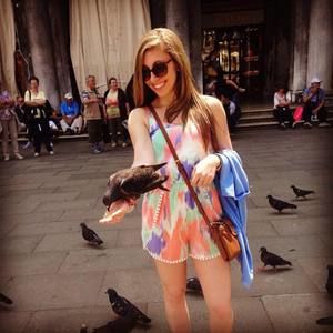 Meet your Posher, Stephanie